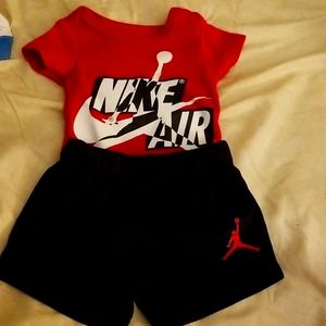 Nike newborn 2 piece shorts set red black and white